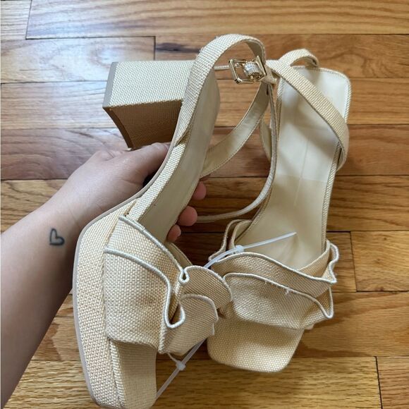 Dolce Vita | Cheer Heels - Picture 5 of 7